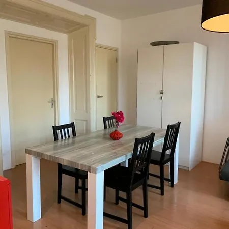Apartment Kwakersplein Amsterdam